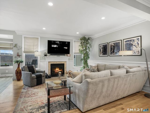 85 Winding Ridge Way 85, Danbury, CT 06810