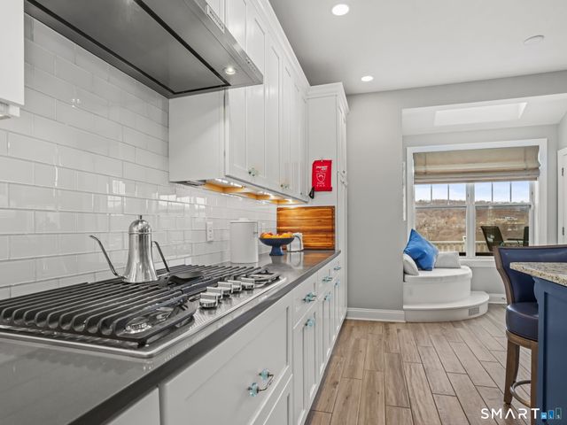 85 Winding Ridge Way 85, Danbury, CT 06810