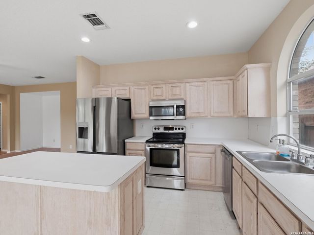 4027 Legend Ranch, San Antonio, TX 78230