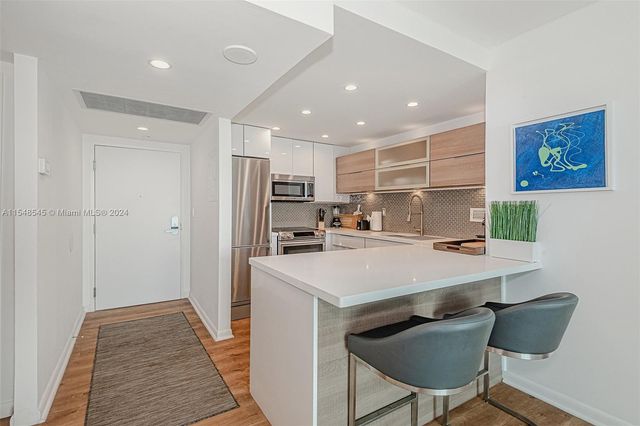 2301 Collins Ave 1230, Miami Beach, FL 33139