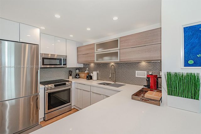 2301 Collins Ave 1230, Miami Beach, FL 33139