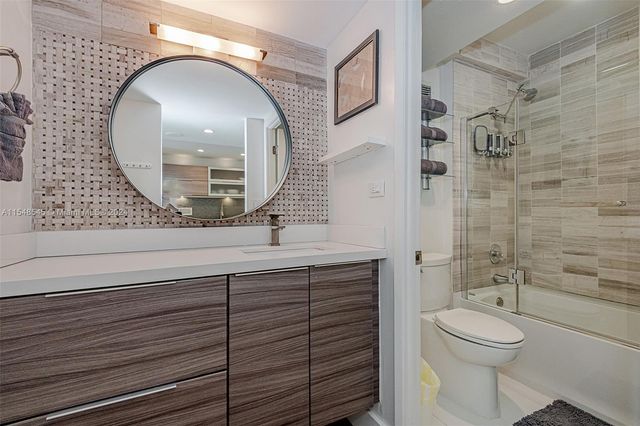 2301 Collins Ave 1230, Miami Beach, FL 33139