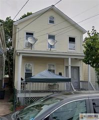 25 Alexander Street 1&2, New Brunswick, NJ 08901