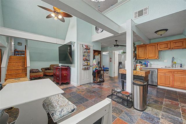 8022 Tanglewood Road, Rogers, AR 72756