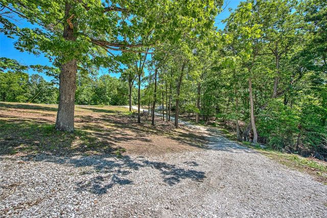 8022 Tanglewood Road, Rogers, AR 72756