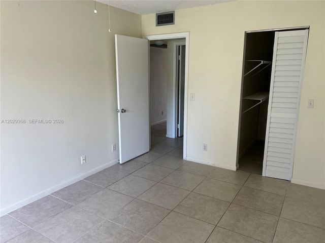 800 SW 131st Avenue 206F, Pembroke Pines, FL 33027