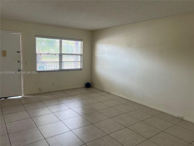 800 SW 131st Avenue 206F, Pembroke Pines, FL 33027