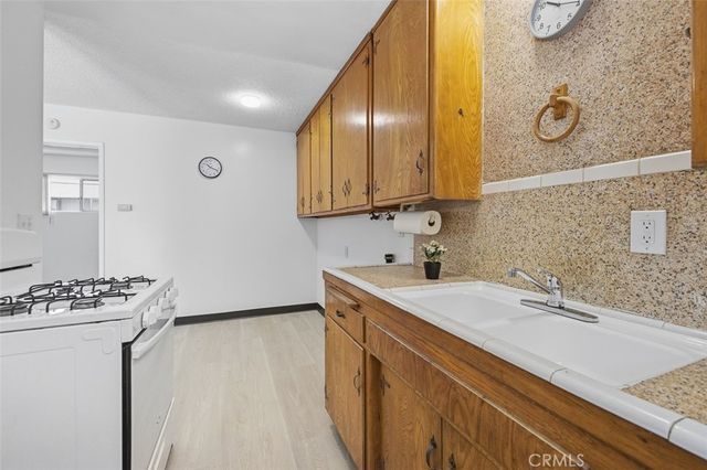 63 S Daisy, Pasadena, CA 91107