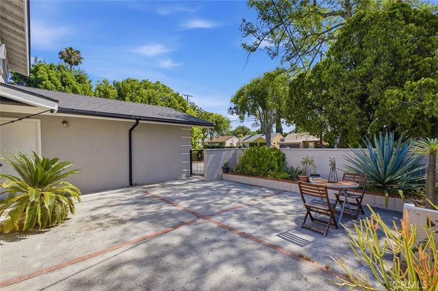 63 S Daisy, Pasadena, CA 91107