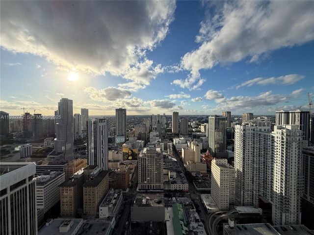 50 Biscayne Blvd 4807, Miami, FL 33132