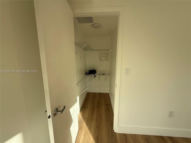 50 Biscayne Blvd 4807, Miami, FL 33132