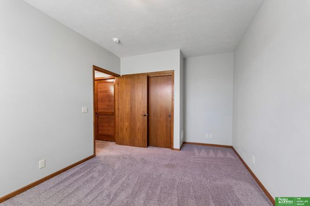 12219 S 75th Circle, Papillion, NE 68046
