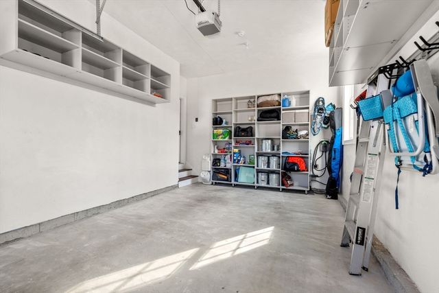 210 Evelyn 210, Newton, MA 02468