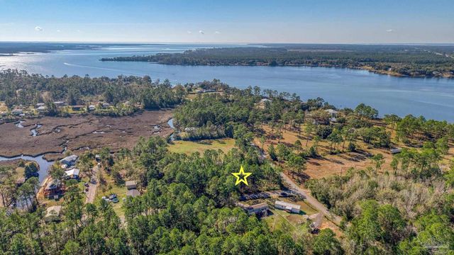 01 Petersen Pt Rd, Milton, FL 32583