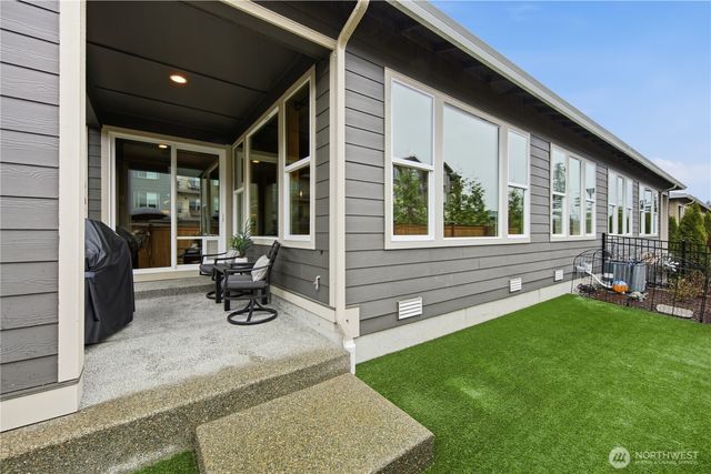 22619 SE 237th Place, Maple Valley, WA 98038