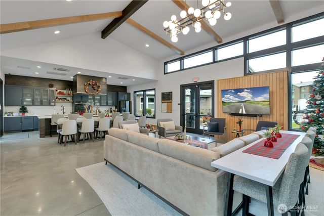 22619 SE 237th Place, Maple Valley, WA 98038