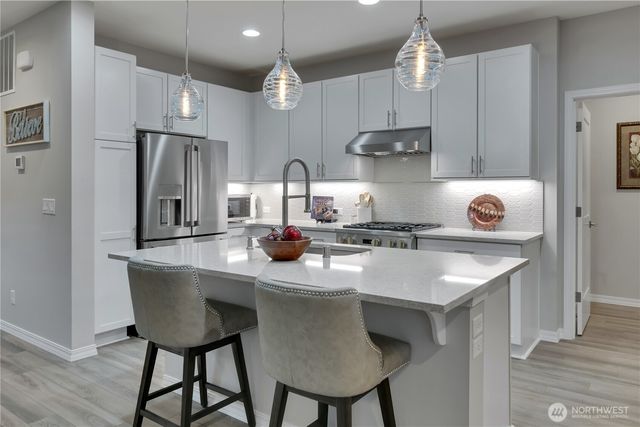 22619 SE 237th Place, Maple Valley, WA 98038