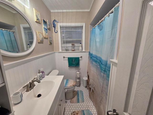 9320 N ELMER STREET, Tampa, FL 33612