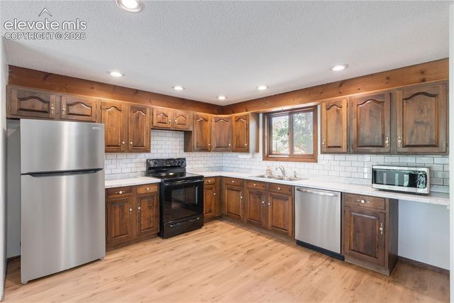 1257 W Midland Avenue, Woodland Park, CO 80863