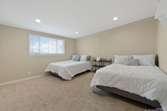 116 S gardenview, Castle Hills, TX 78213