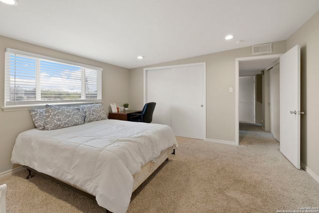 116 S gardenview, Castle Hills, TX 78213