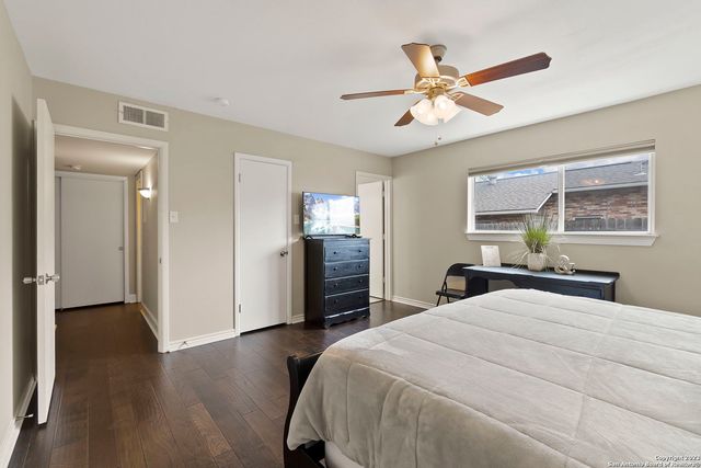 116 S gardenview, Castle Hills, TX 78213