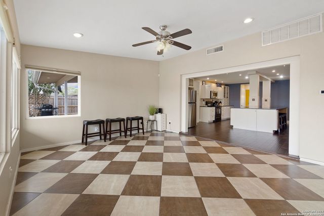 116 S gardenview, Castle Hills, TX 78213