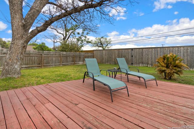 116 S gardenview, Castle Hills, TX 78213