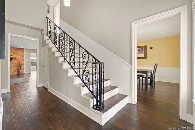 116 S gardenview, Castle Hills, TX 78213