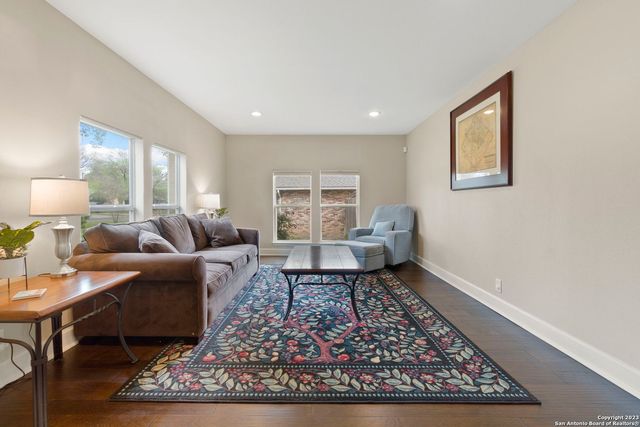 116 S gardenview, Castle Hills, TX 78213