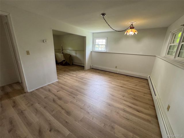 11 Lynbrook Road, Poughkeepsie, NY 12603