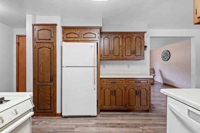 374 SKYLINE BOULEVARD, Green Bay, WI 54302