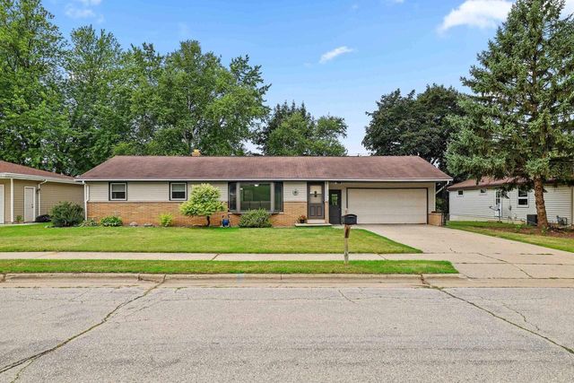 374 SKYLINE BOULEVARD, Green Bay, WI 54302