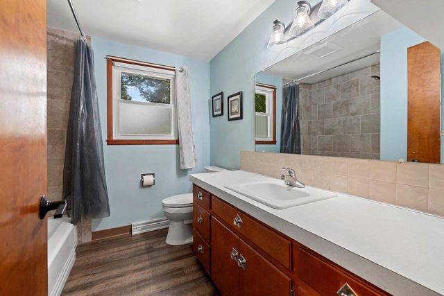 374 SKYLINE BOULEVARD, Green Bay, WI 54302