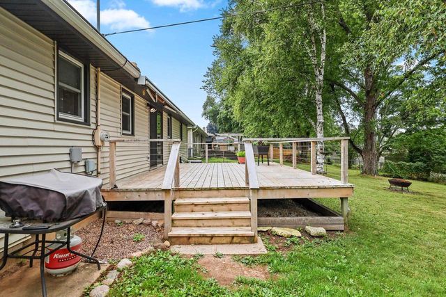 374 SKYLINE BOULEVARD, Green Bay, WI 54302