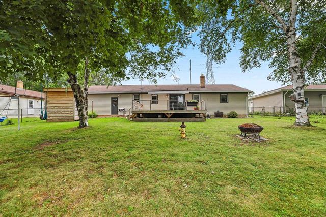 374 SKYLINE BOULEVARD, Green Bay, WI 54302