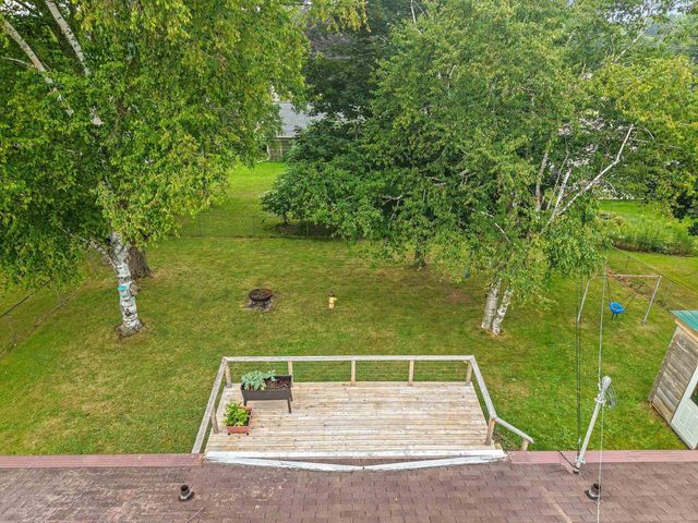 374 SKYLINE BOULEVARD, Green Bay, WI 54302
