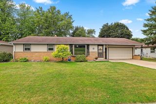 374 SKYLINE BOULEVARD, Green Bay, WI 54302