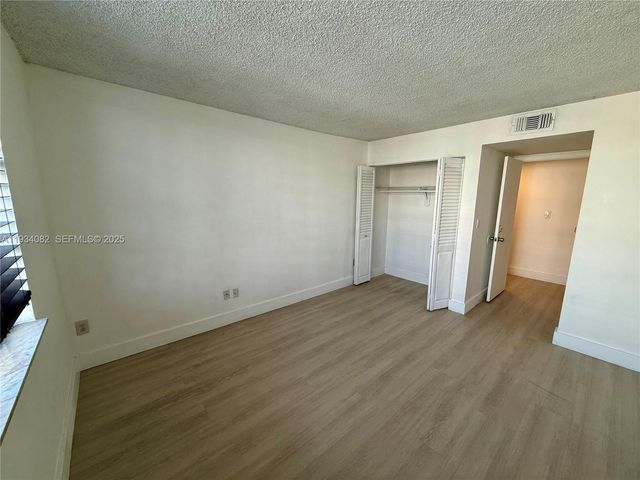 492 NW 165th St Rd C-312, Miami, FL 33169