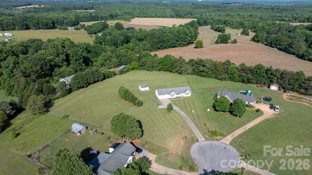 5068 Tonys Way, Vale, NC 28168