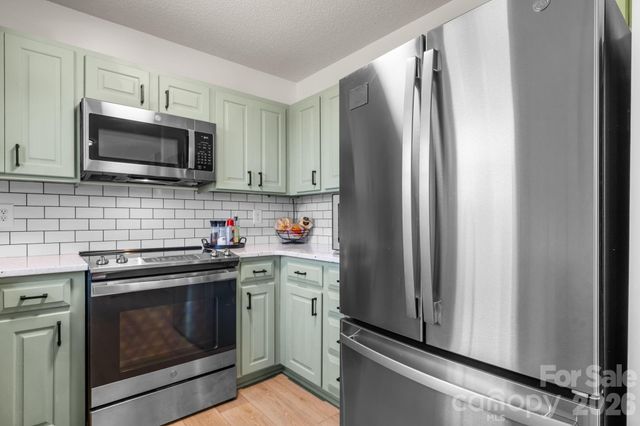 5068 Tonys Way, Vale, NC 28168