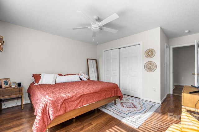 5068 Tonys Way, Vale, NC 28168