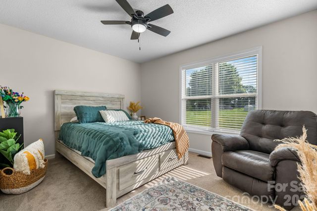 5068 Tonys Way, Vale, NC 28168