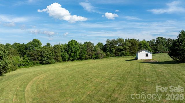 5068 Tonys Way, Vale, NC 28168
