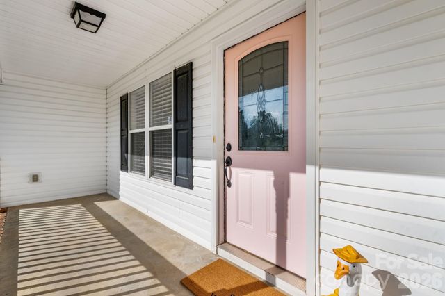 5068 Tonys Way, Vale, NC 28168