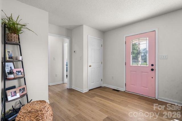 5068 Tonys Way, Vale, NC 28168