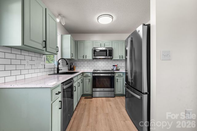 5068 Tonys Way, Vale, NC 28168
