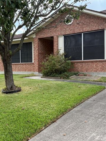 10934 Bradford Way Drive, Houston, TX 77075
