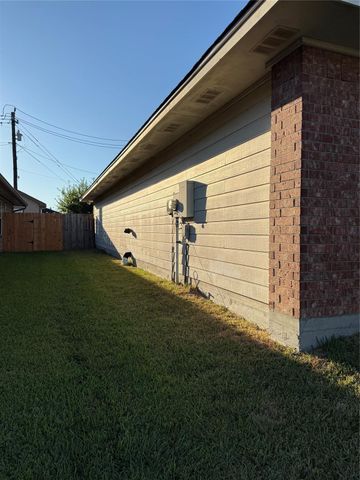 10934 Bradford Way Drive, Houston, TX 77075