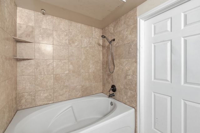 3102 Kings Road 2212, Dallas, TX 75219